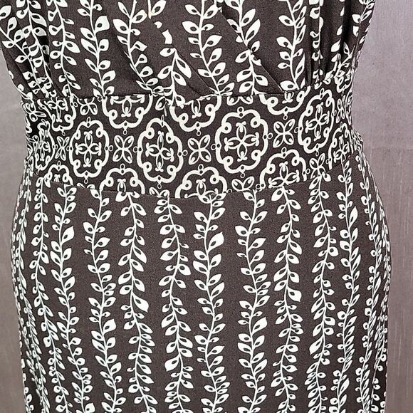APT. 9 Brown and Cream Floral Midi Dress Size PXL - Picture 3 of 8